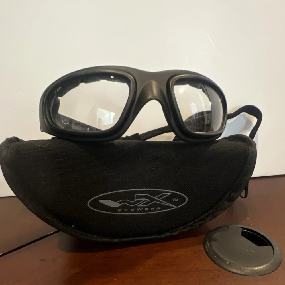 Wiley X SG-1 Safety Glasses Adjustable Plastic Black/Clear Hunting with Case